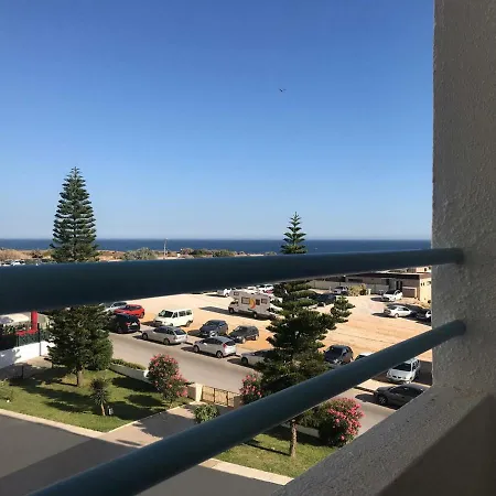 Beira Mar Sea View * Armação de Pêra